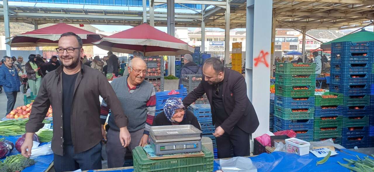 Muğla’da 8 Mart’ta Sanatla Farkındalık: Güleda Cankel Sokak Tiyatrosunda Anıldı 8